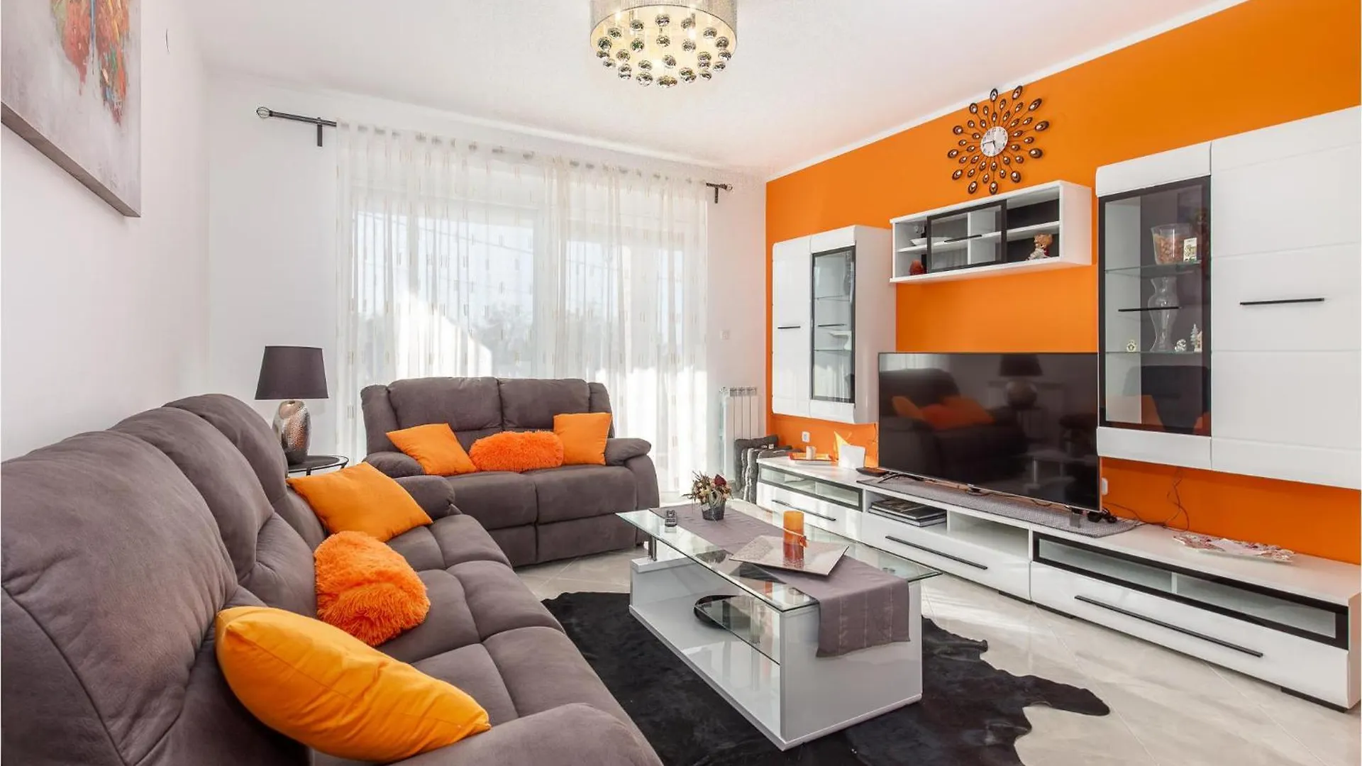 Ferienhaus Gorgeous Home In Smrika With Jacuzzi